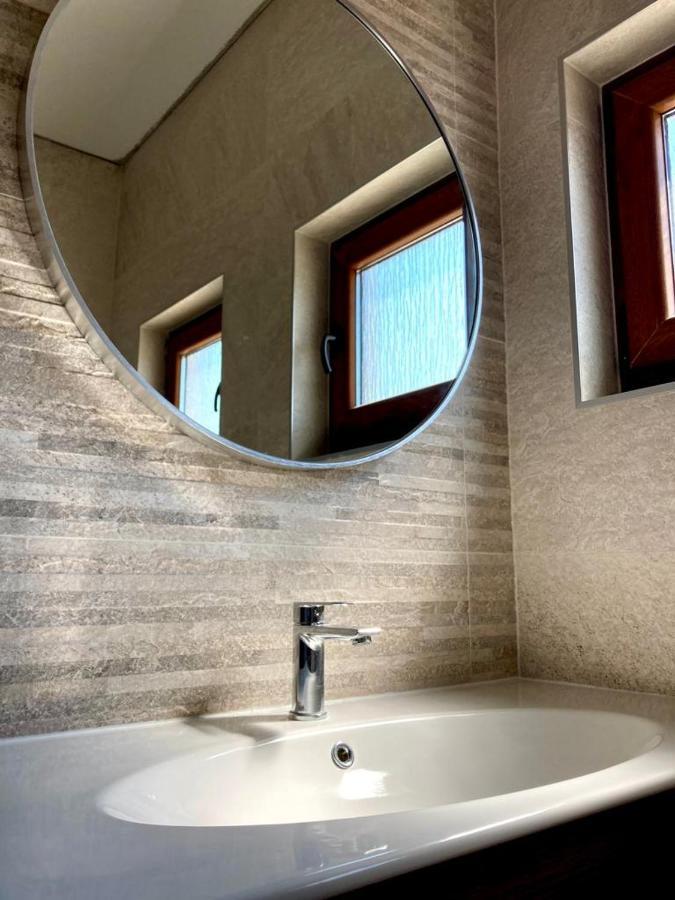 Studio Apartman Luka Starigrad Paklenica Exteriör bild