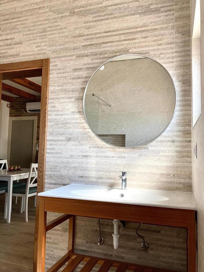 Studio Apartman Luka Starigrad Paklenica Exteriör bild